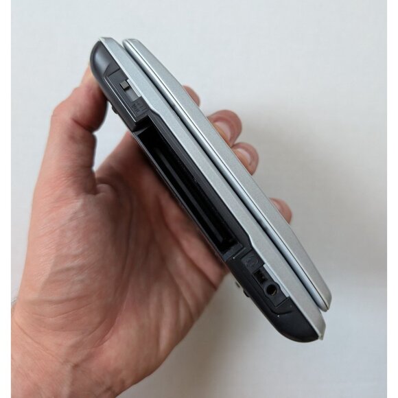 Original Nintendo DS Metroid Prime Hunters Demo Edition Tested Working NTR-001 - Picture 3 of 12